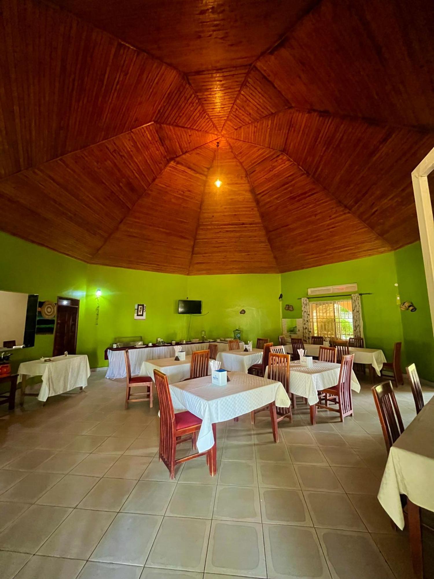 Lavic Country Resort Adjumani Εξωτερικό φωτογραφία